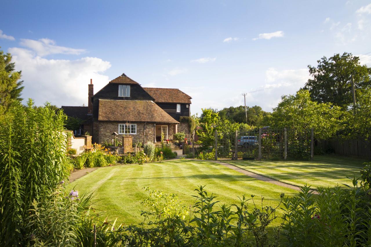 Magpies Lodge Slinfold Exterior foto